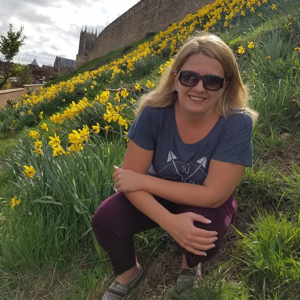 Meet your Posher, April